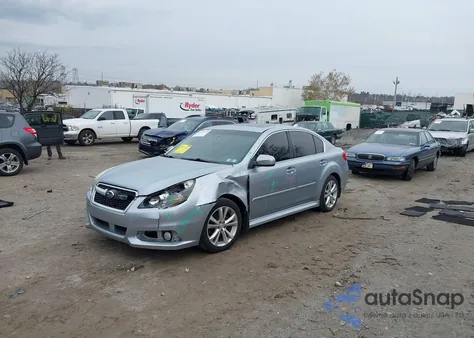 2013 Subaru Legacy 2.5I Limited z USA, uszkodzony, nr VIN 4S3BMBK66D3029436